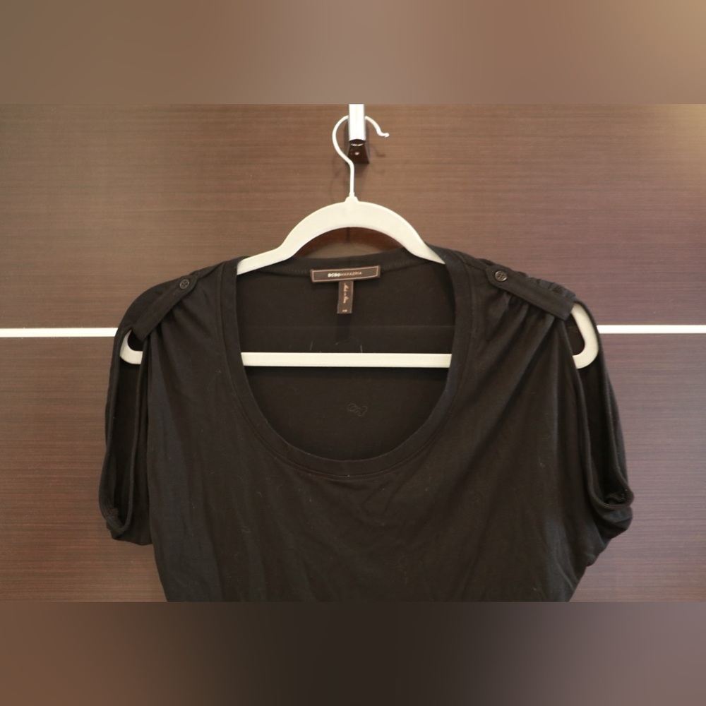 BCBGMaxAzria Black Button-Detail Short Sleeve Top